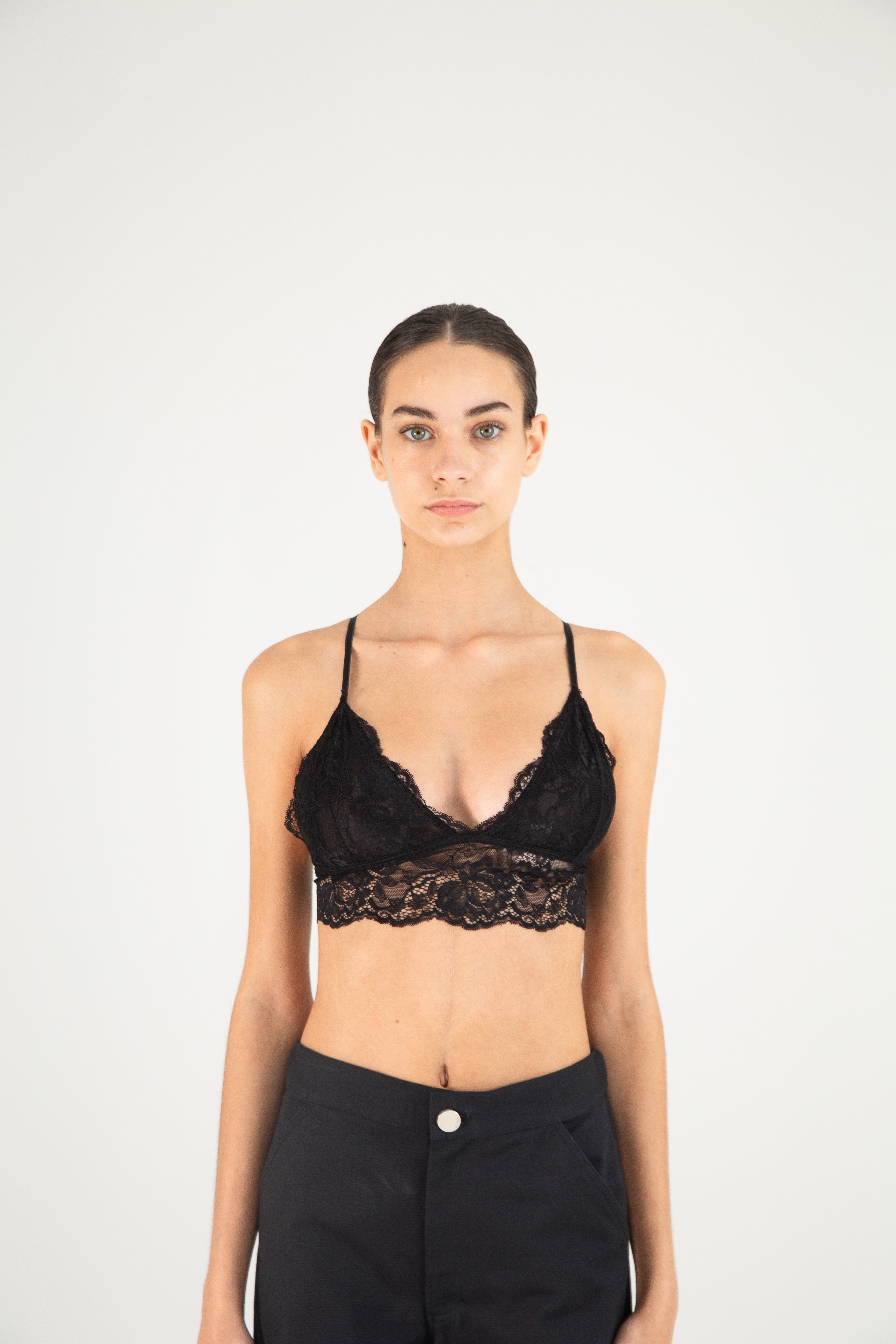 TOP SABRINA NEGRO