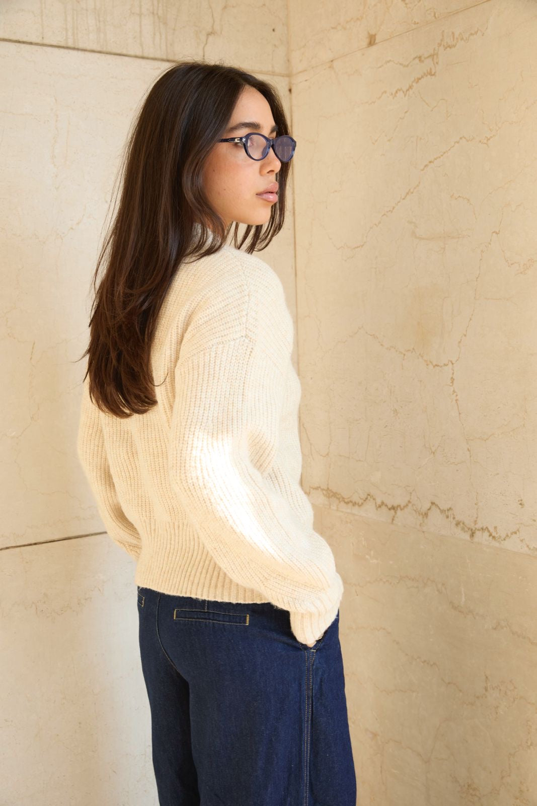 SWEATER GLOW