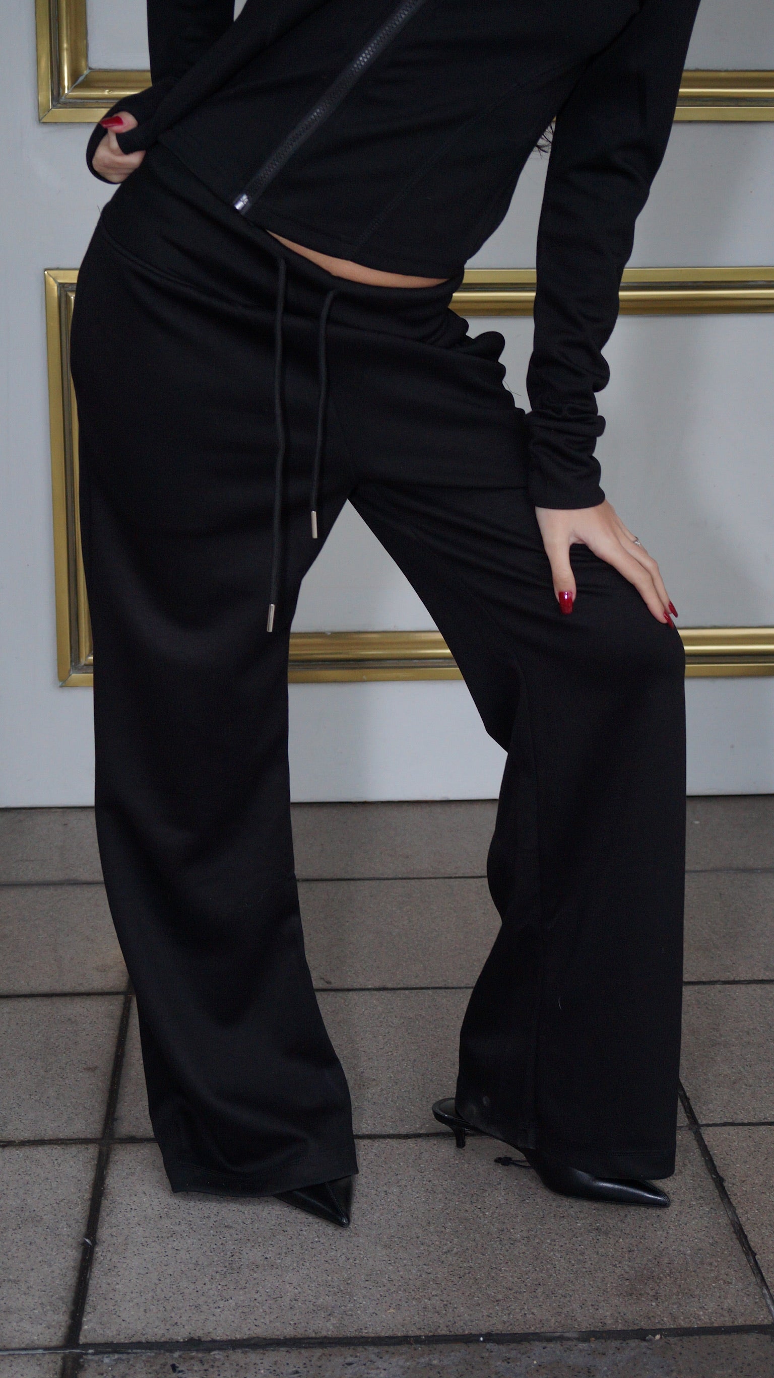 SET NIZA