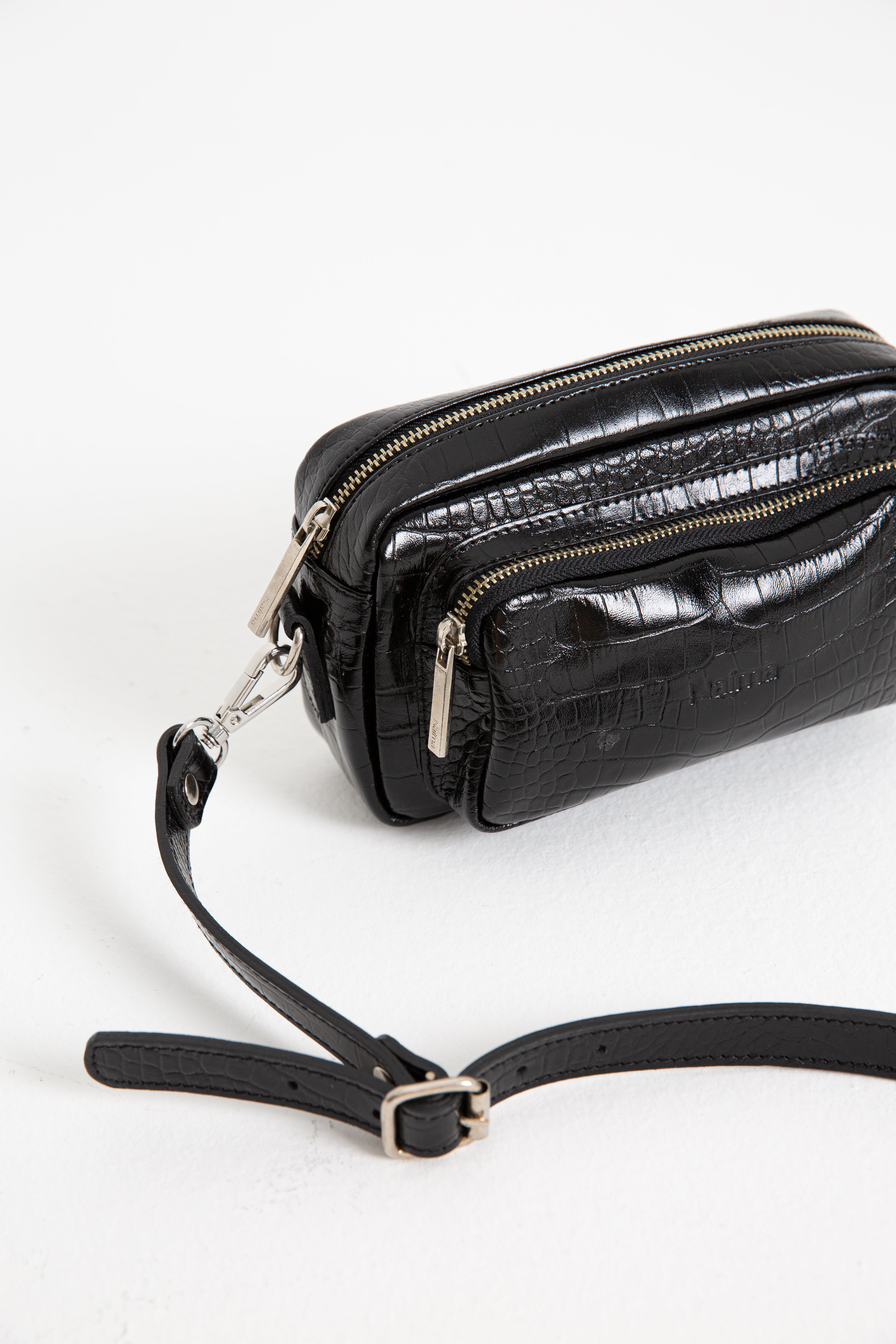 CARTERA CLASH NEGRO
