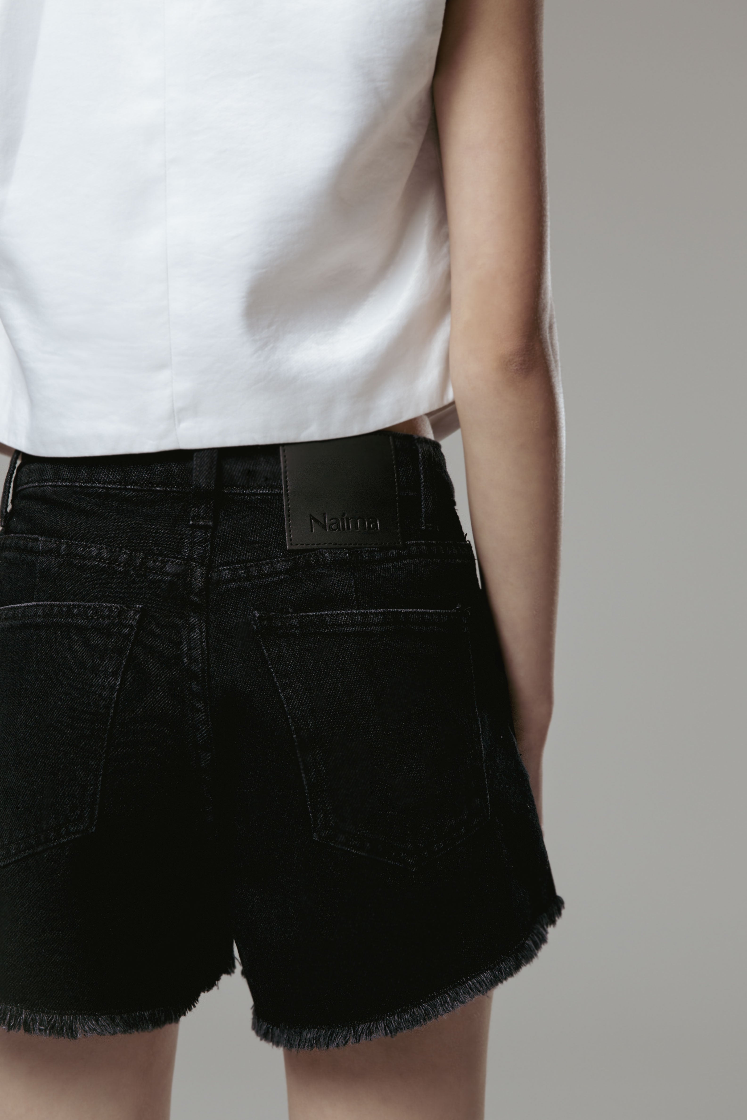 SHORT SANTORINI NEGRO