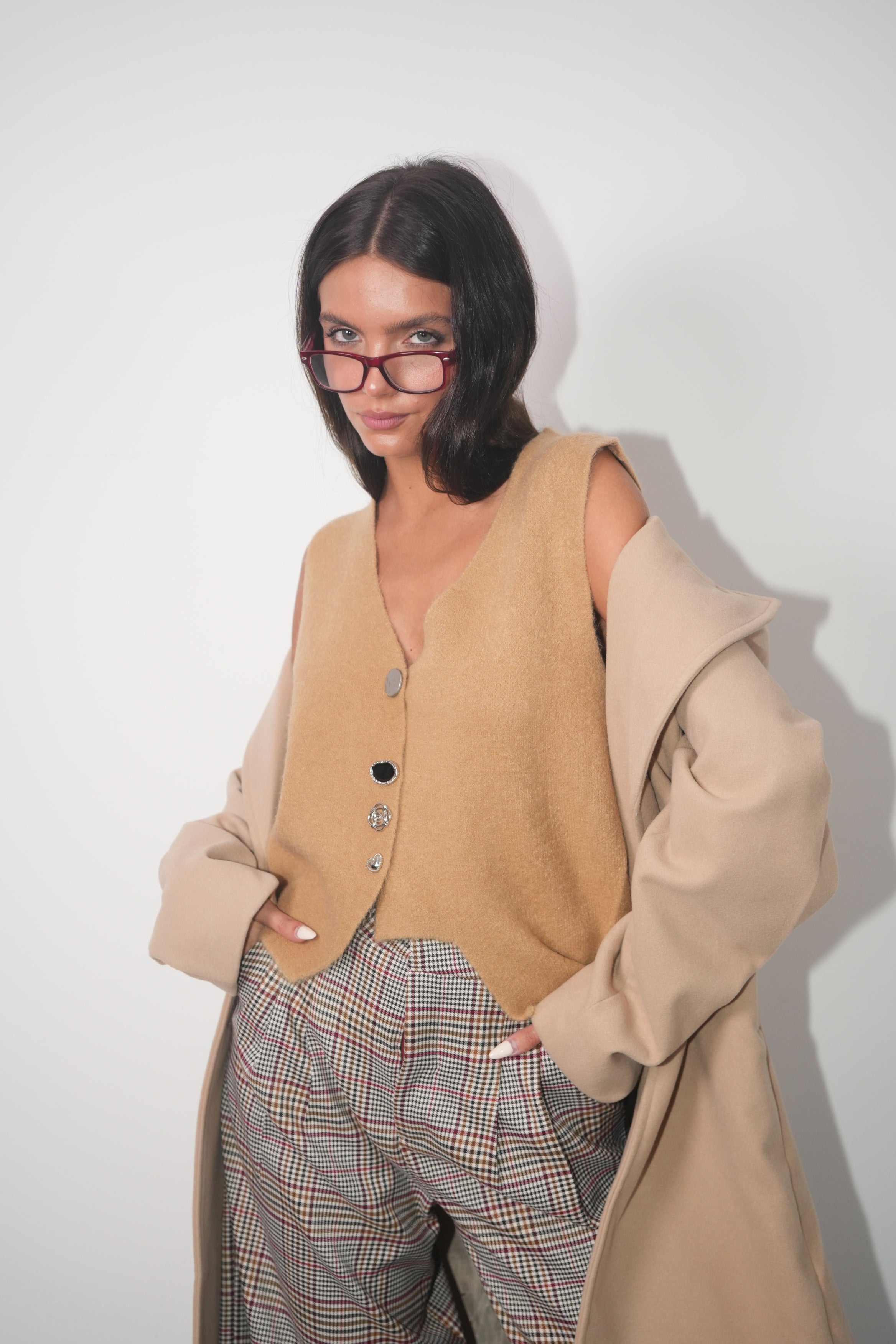 CHALECO TYRELL CAMEL