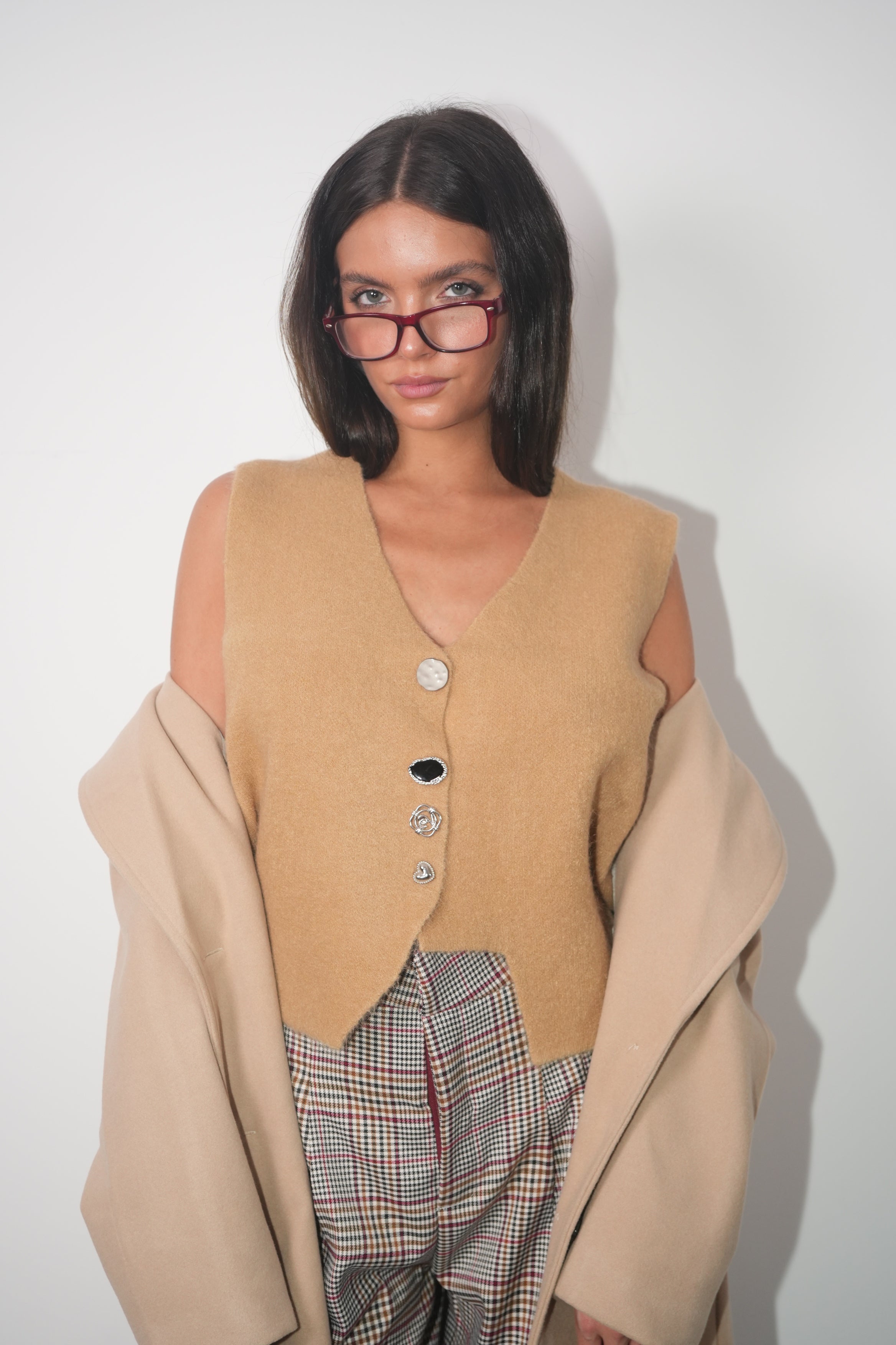 CHALECO TYRELL CAMEL