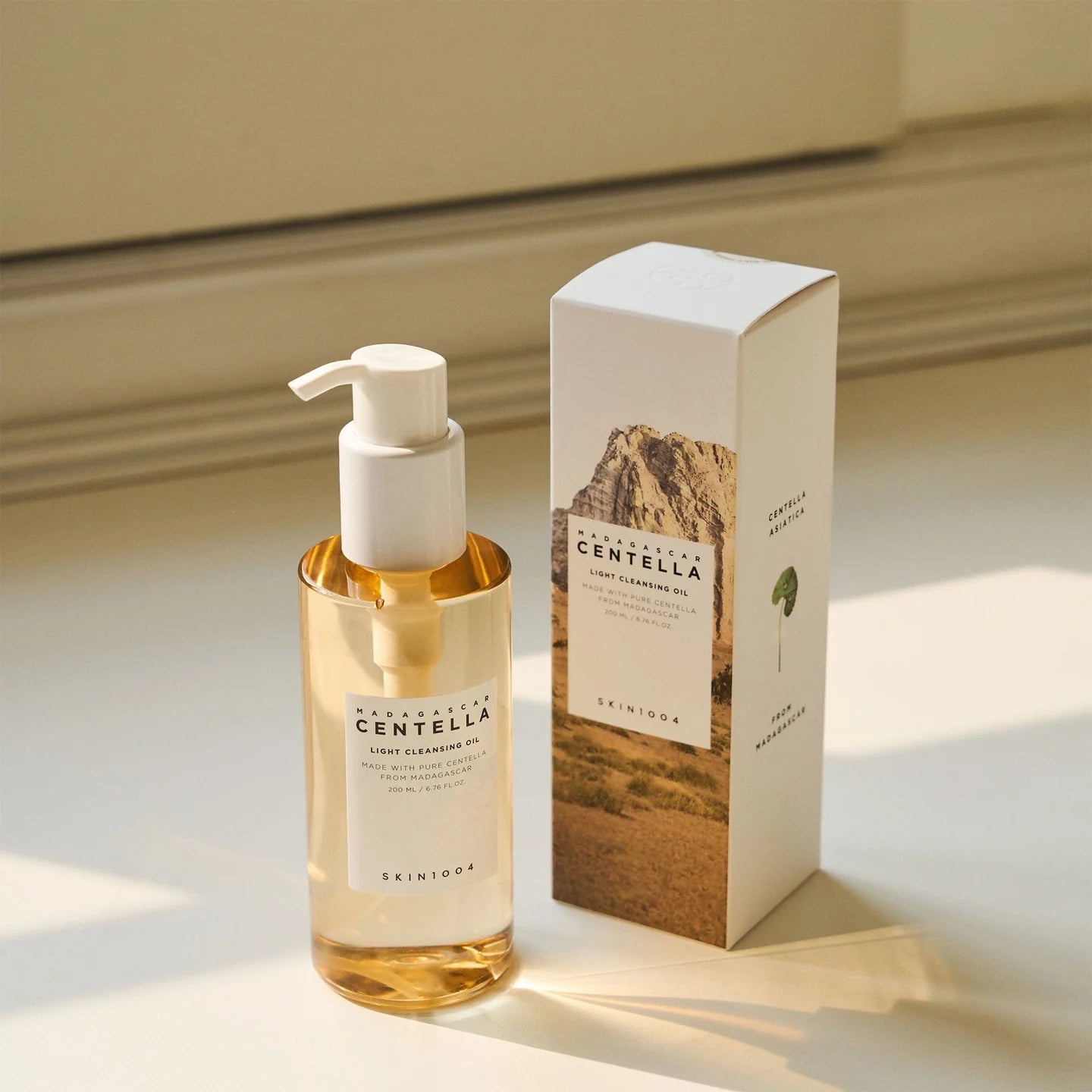 Light Cleansing Oil Madagascar - CENTELLA 200ML