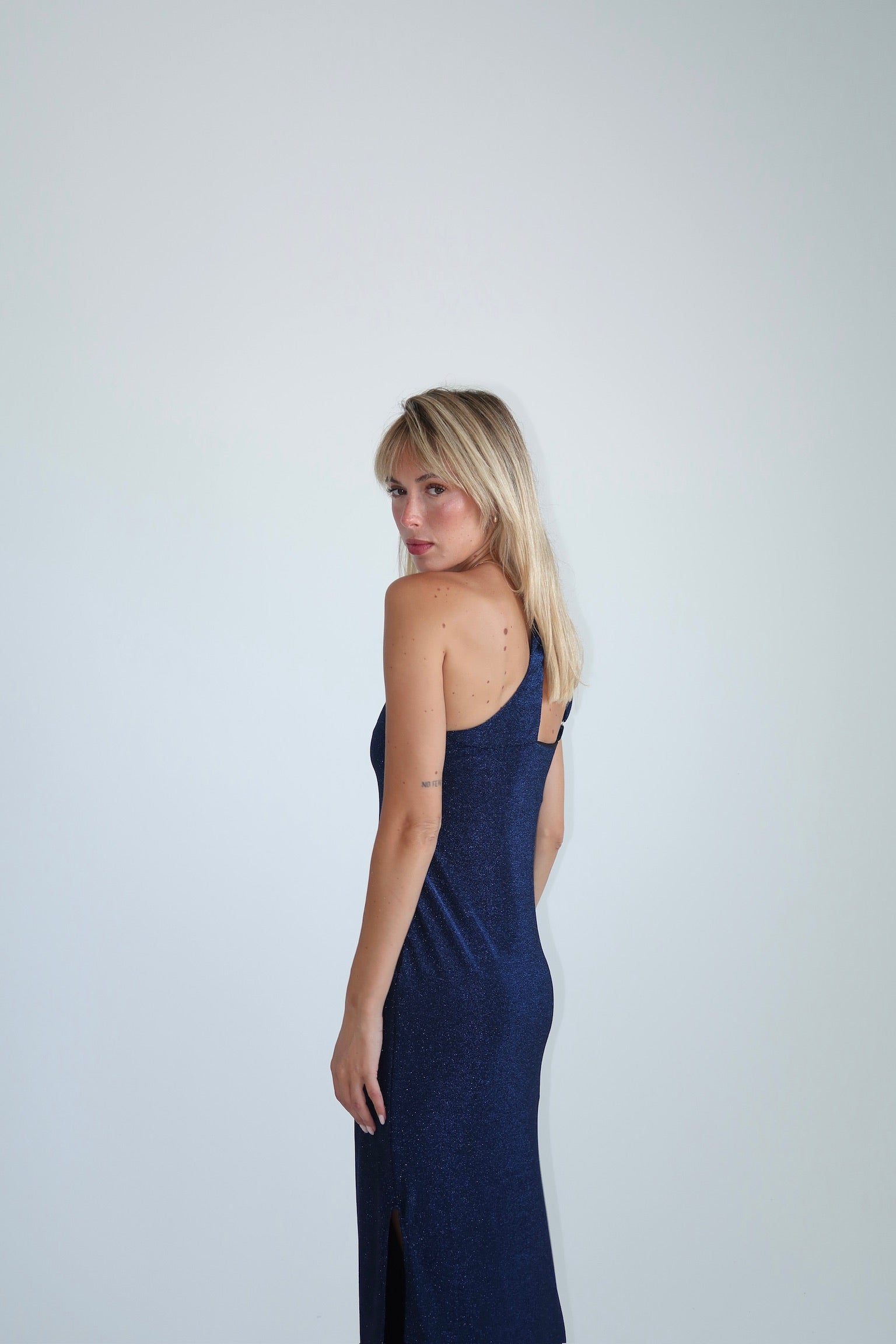 VESTIDO GRANATE AZUL