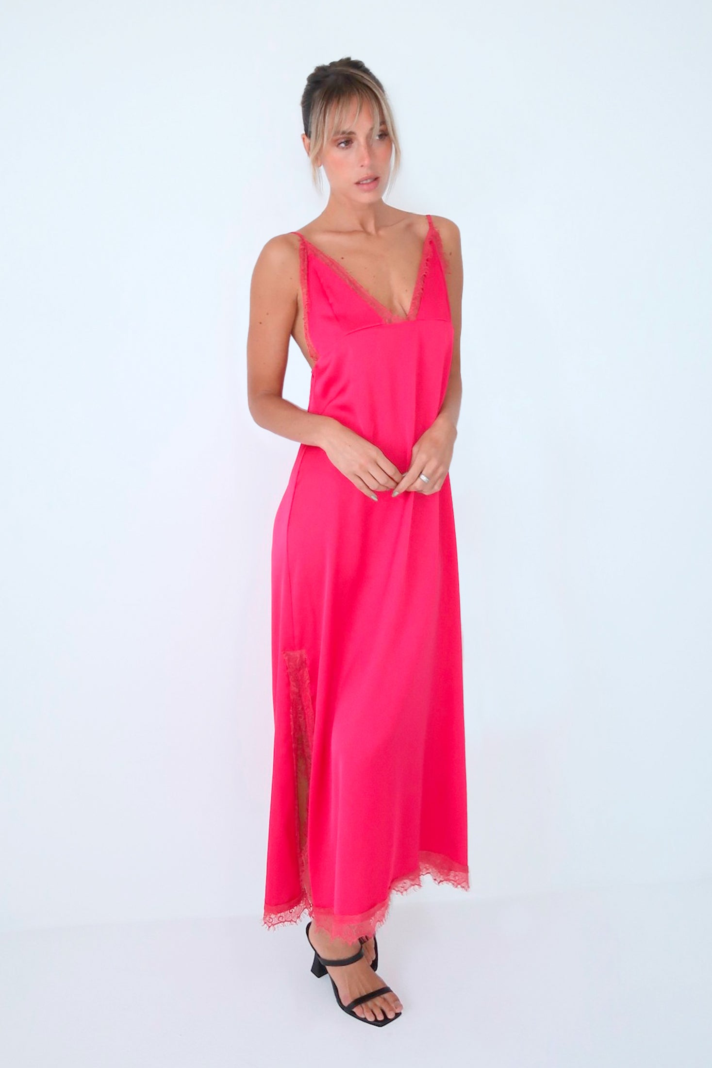 VESTIDO MONARCA FUCSIA