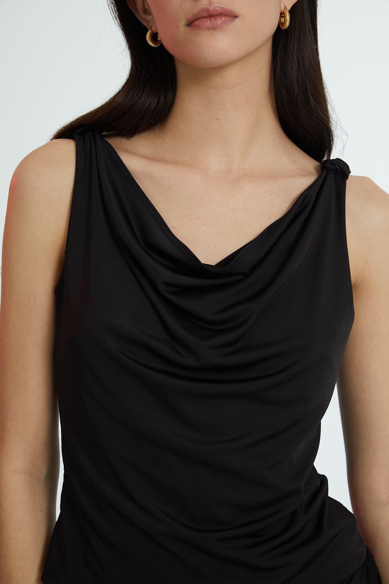 TOP DANAI NEGRO