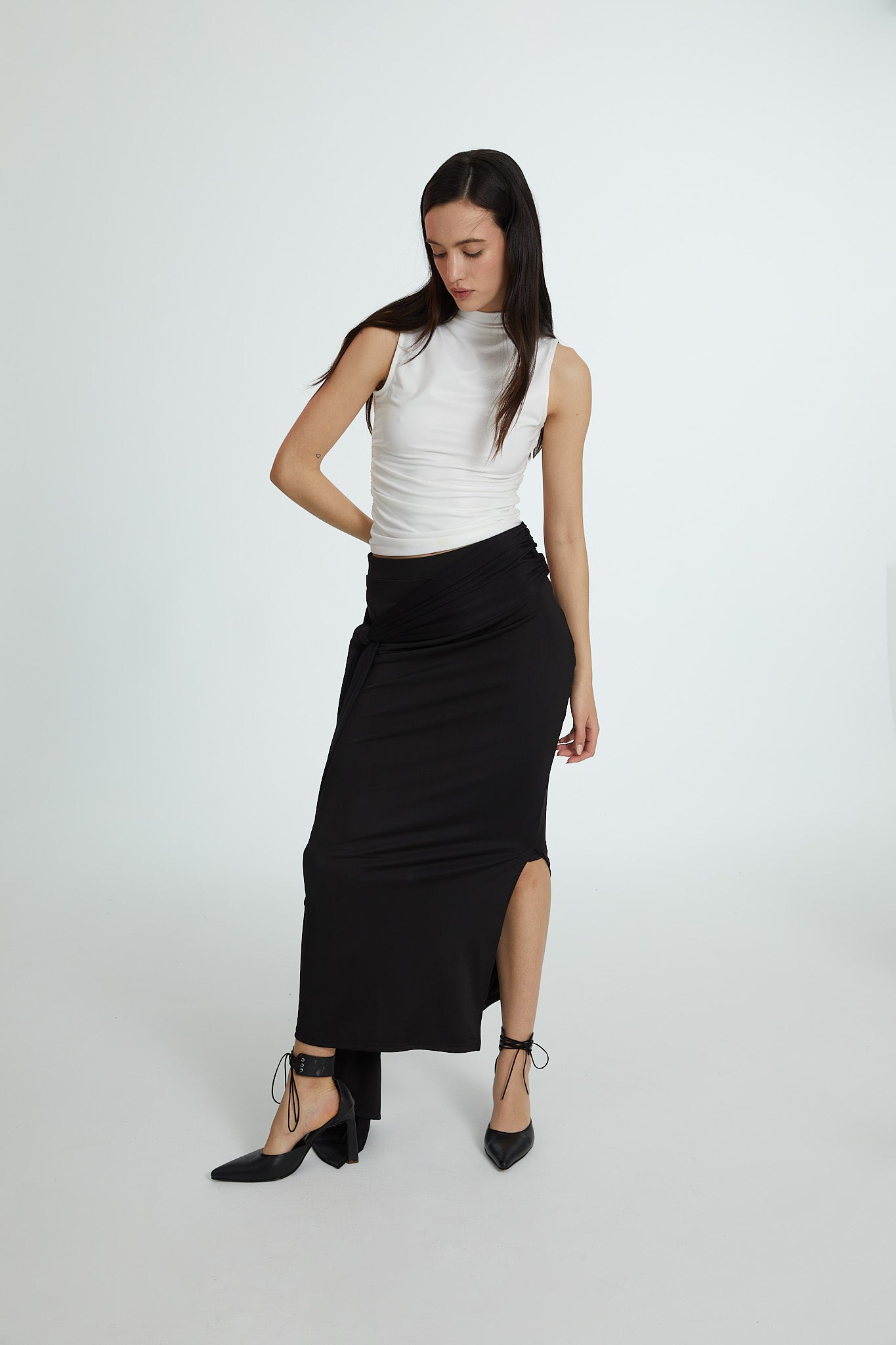 REMERA TONIA OFF WHITE