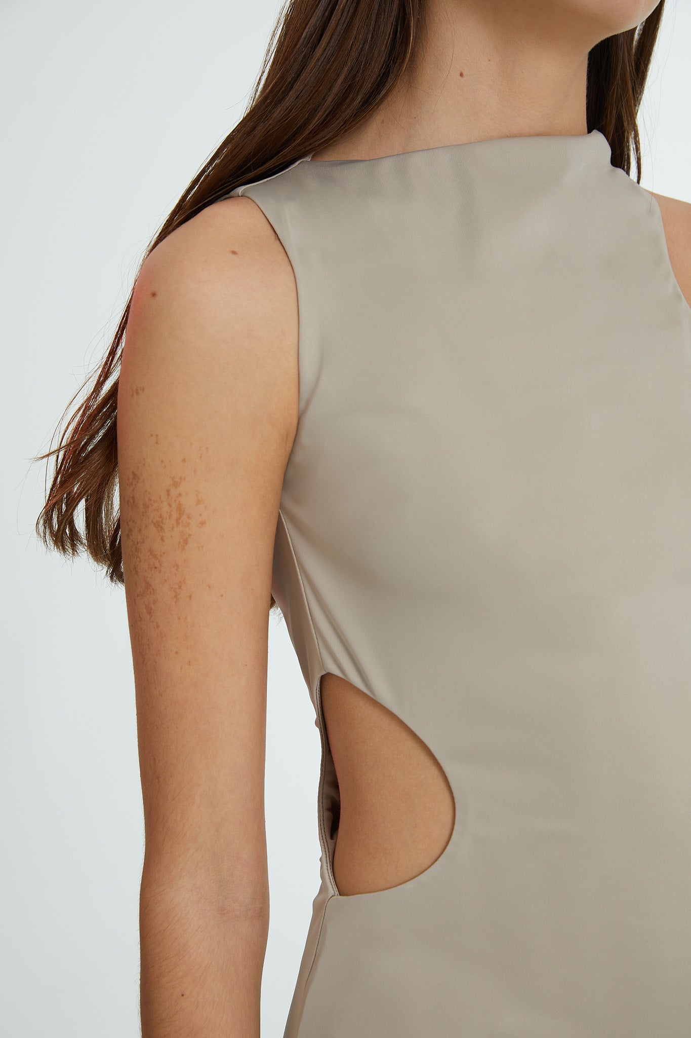 VESTIDO ALEXIA NUDE